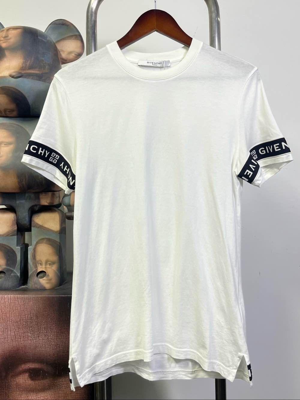 Givenchy Givenchy Logo Band T-Shirt Size XS Size US XS / EU 42 / 0 - 1 Thumbnail
