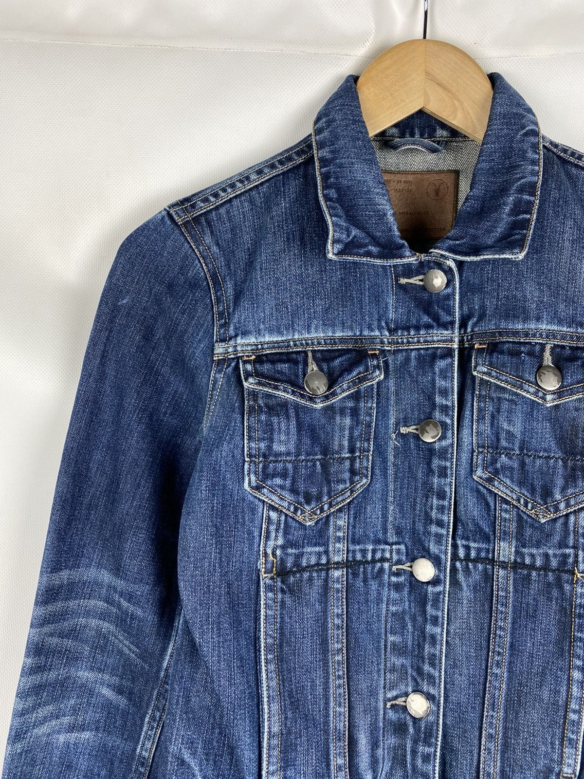 Allsaints × Japanese Brand Allsaints WMNS Easy Trucker ladies selvedge denim jacket Size M / US 6-8 / IT 42-44 - 4 Thumbnail