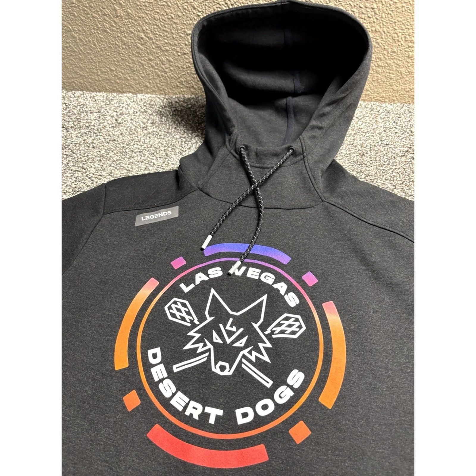 Vintage LEGENDS Las Vegas Desert Dogs Hoodie Mens Black Pullover Sweatshirt Size US M / EU 48-50 / 2 - 2 Thumbnail