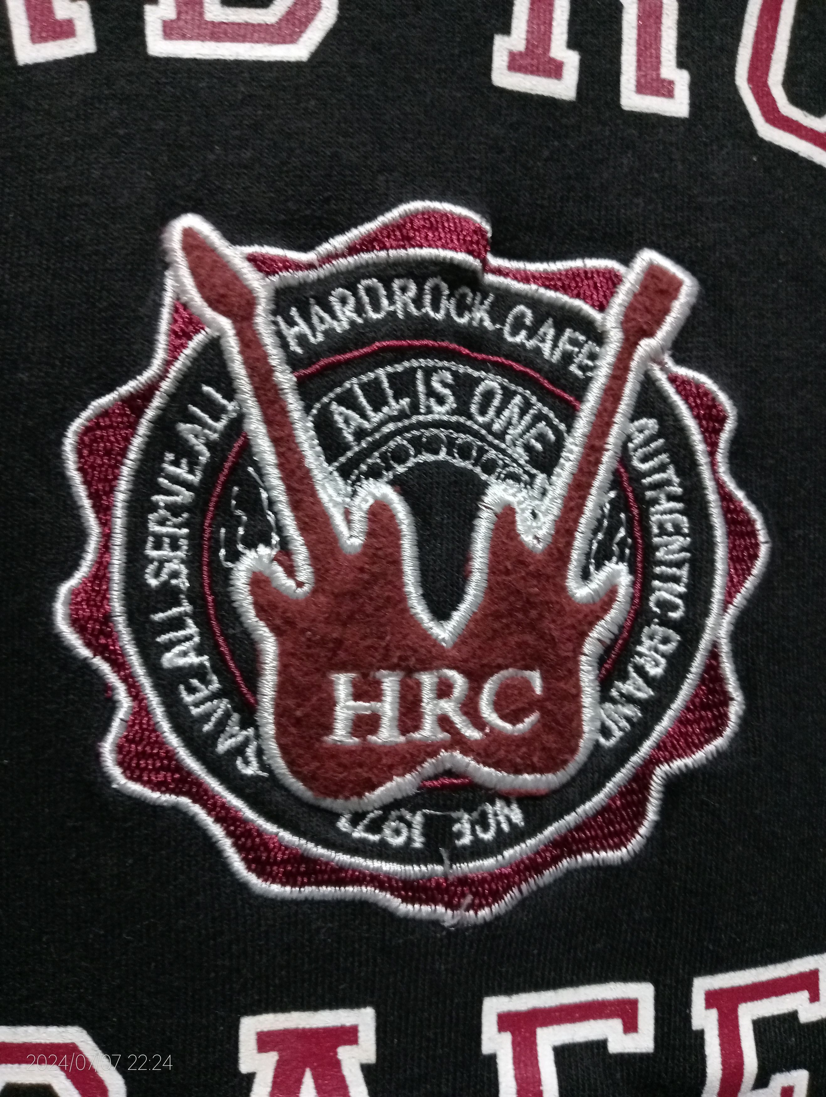 Hard Rock Cafe Hard Rock Cafe Dubai Long Sleeve Tshirt Size US M / EU 48-50 / 2 - 8 Thumbnail