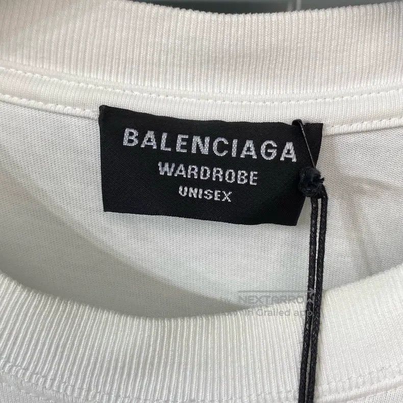 Balenciaga Balenciaga Short-sleeve T-shirt dissolve smile risk victor Size US M / EU 48-50 / 2 - 6 Thumbnail