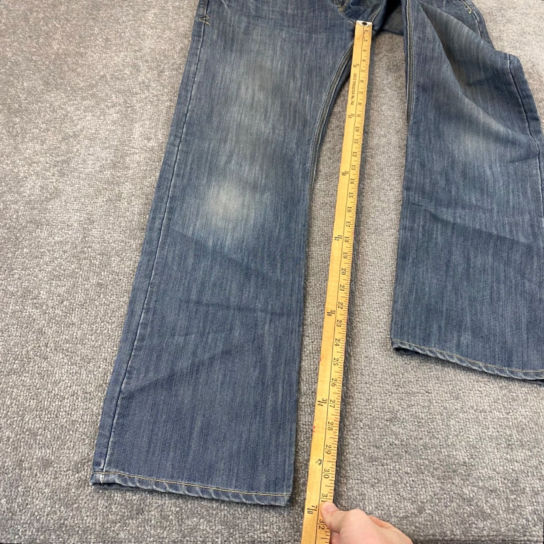 Levi's LEVI STRAUSS 514 Jeans Mens 32x32 Slim Straight Blue Light Wash Denim Pants Size US 32 / EU 48 - 4 Thumbnail