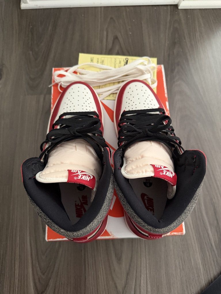 Jordan Brand Jordan 1 Retro High OG Chicago Lost and Found Size US 10 / EU 43 - 5 Thumbnail