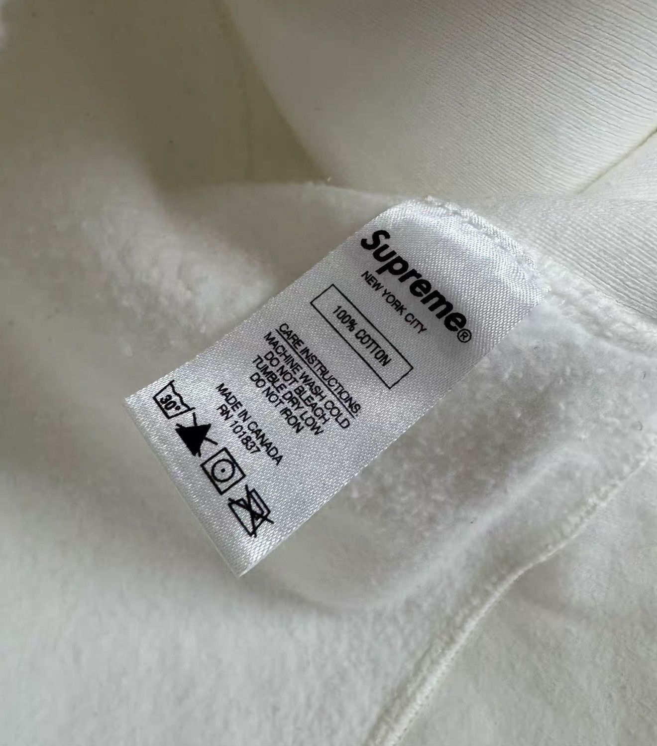 Comme des Garcons Supreme cdg shirt box logo hooded sweatershirt Size US L / EU 52-54 / 3 - 5 Thumbnail