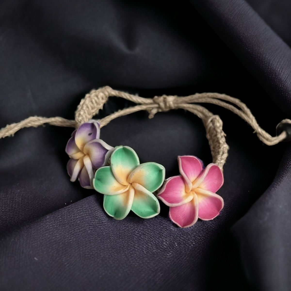 Other Woven hibiscus flower adjustable bracelet Size ONE SIZE - 1 Thumbnail