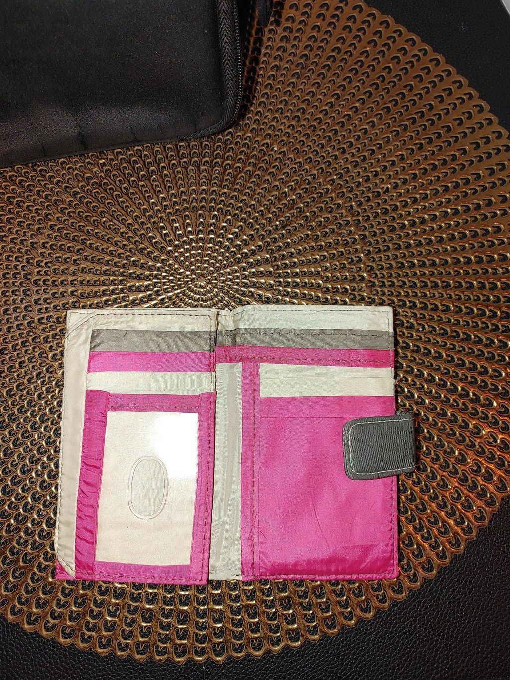 Away Travel Travelon Anti Theft Crossbody & Wallet Travel Set x2 Size ONE SIZE - 5 Thumbnail