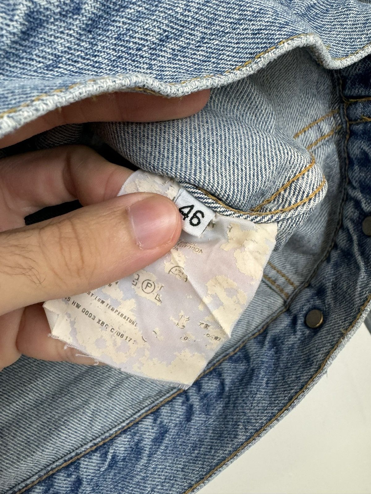 Helmut Lang 1990s Helmut lang vintage sanded 1 pocket denim jacket Size US M / EU 48-50 / 2 - 5 Thumbnail