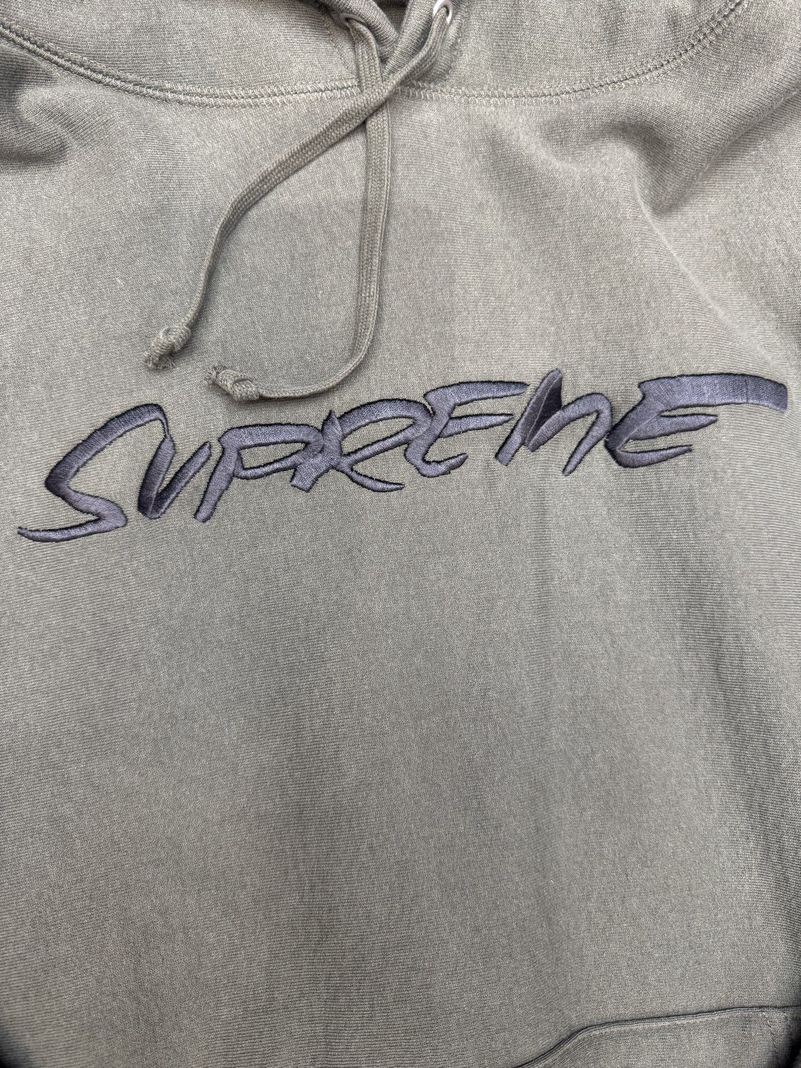 Supreme Futura Hooded Sweatshirt 'Dark Olive' Size US L / EU 52-54 / 3 - 4 Thumbnail