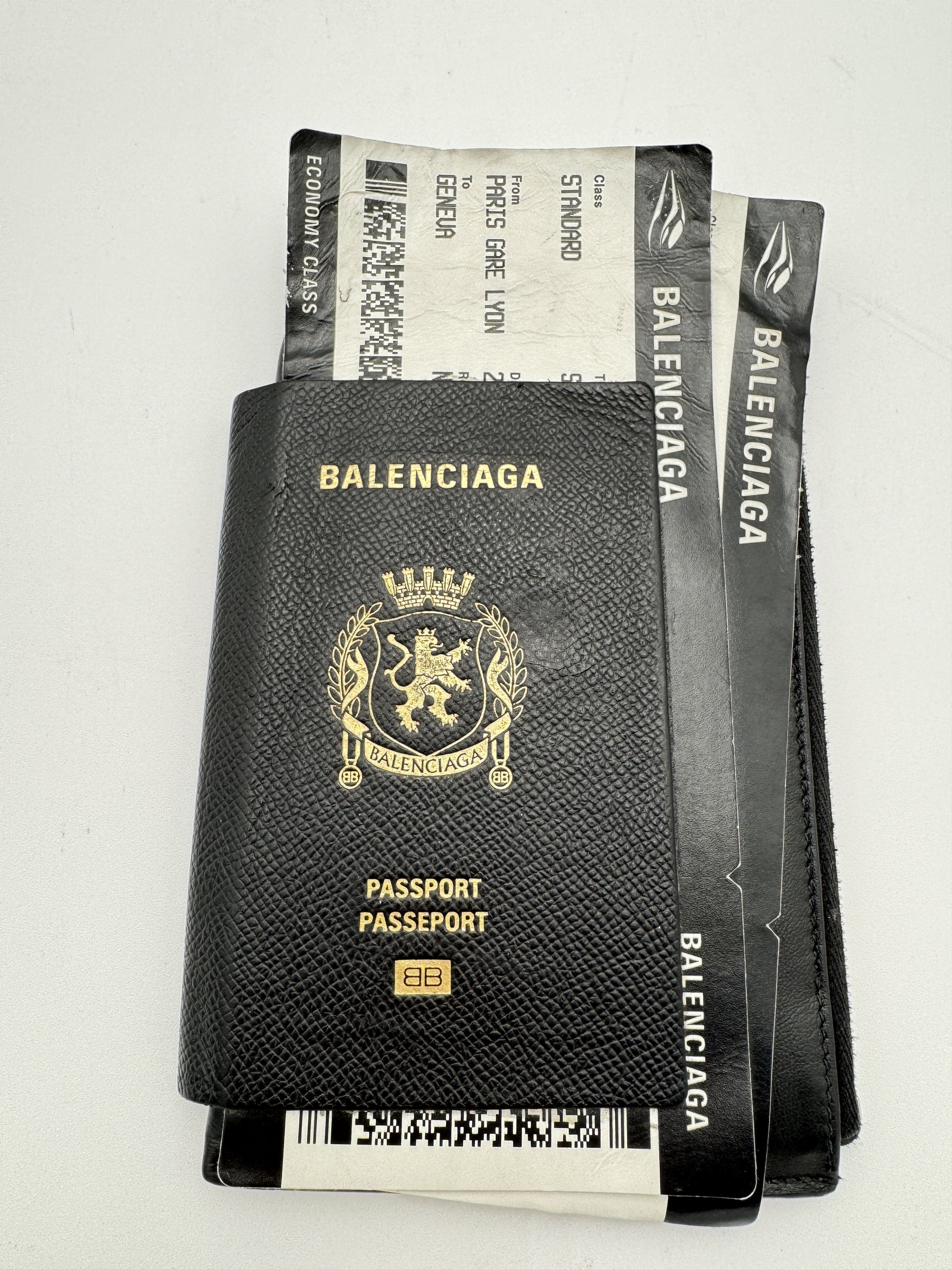 Balenciaga Balenciaga Two Ticket Passport Phone Holder Wallet Size ONE SIZE - 3 Thumbnail