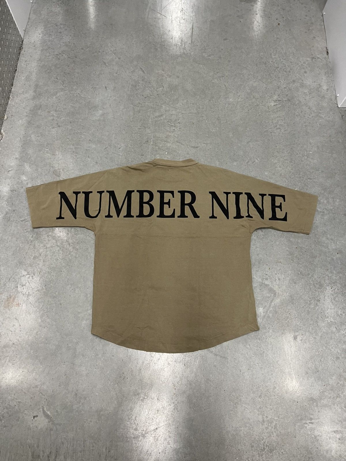 image of Number N Ine Number Nine Big Back Logo Scoop Tee in Brown, Men's (Size Large)