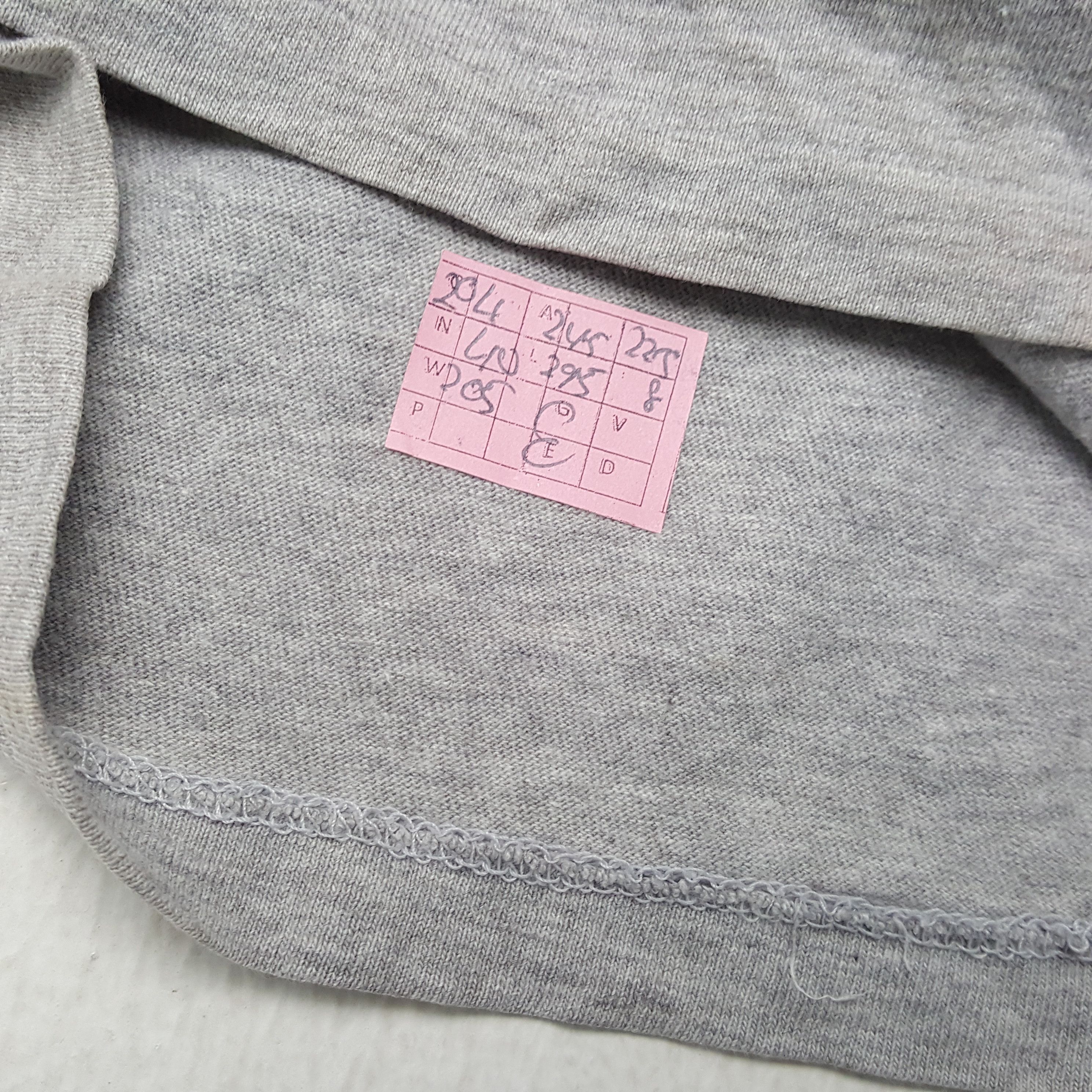 DKNY × Vintage DKNY Center Spellout Design Vintage Tshirt Size US XL / EU 56 / 4 - 4 Thumbnail