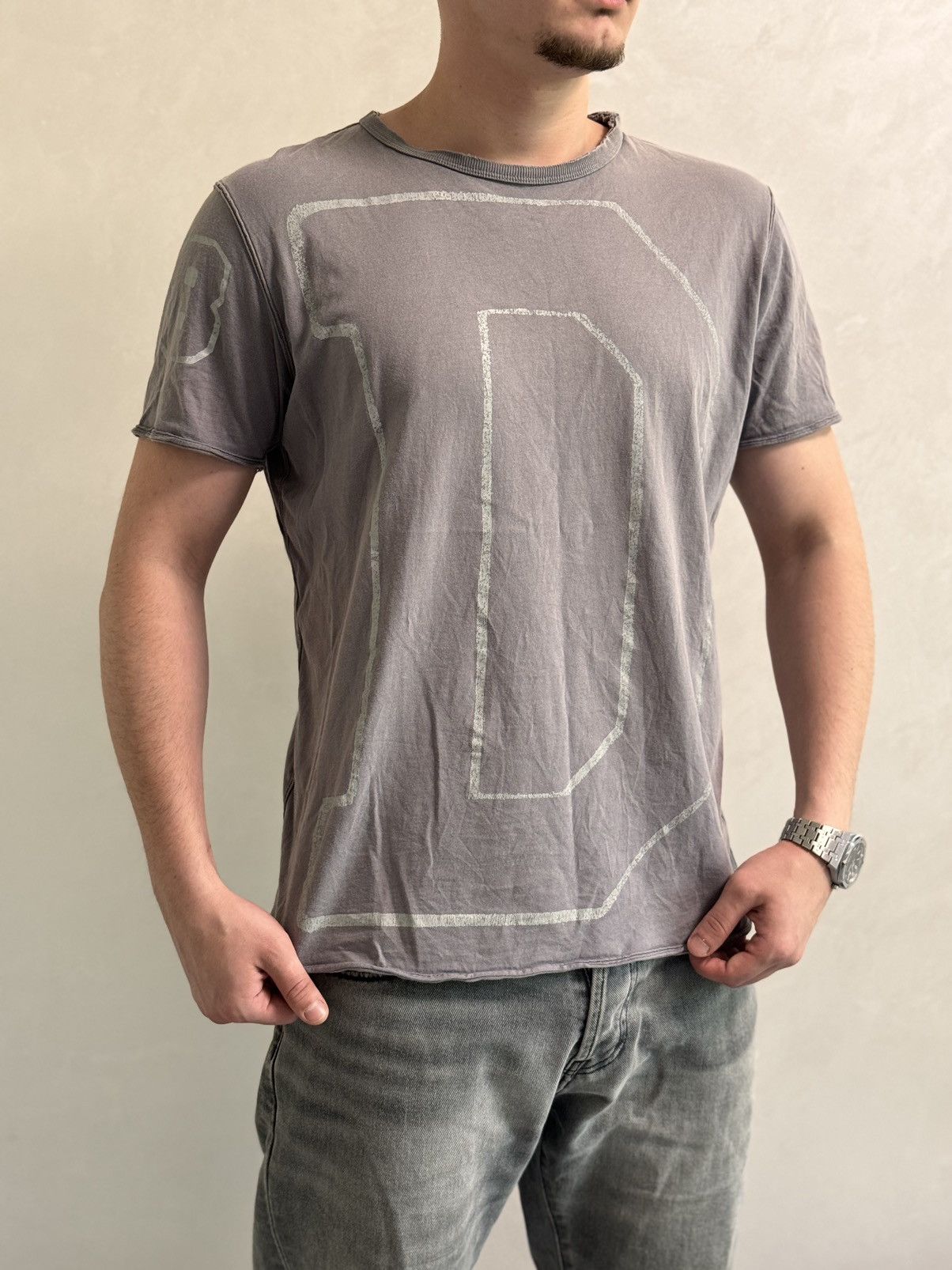 Vintage Vintage Diesel t-shirt printed y2k Faded Japan Size US L / EU 52-54 / 3 - 1 Thumbnail