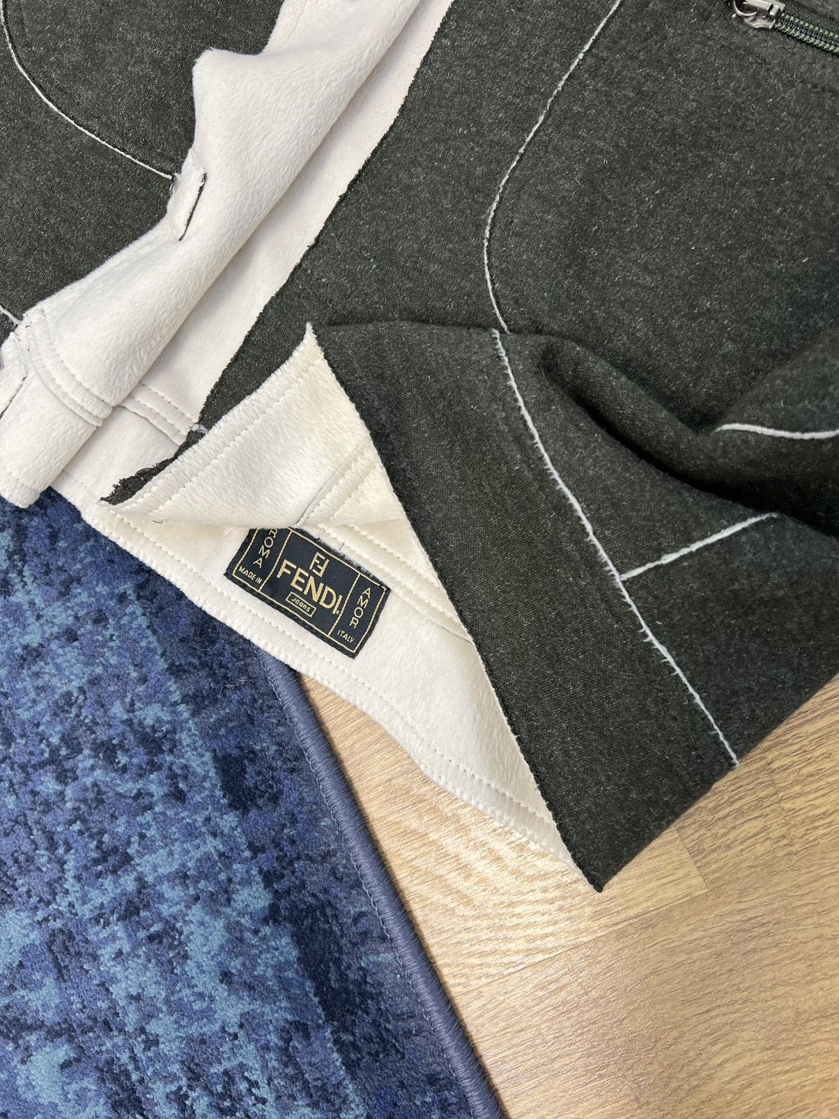 Fendi Fendi vintage jacket with Sherpa lining included wool. Size M / US 6-8 / IT 42-44 - 8 Thumbnail