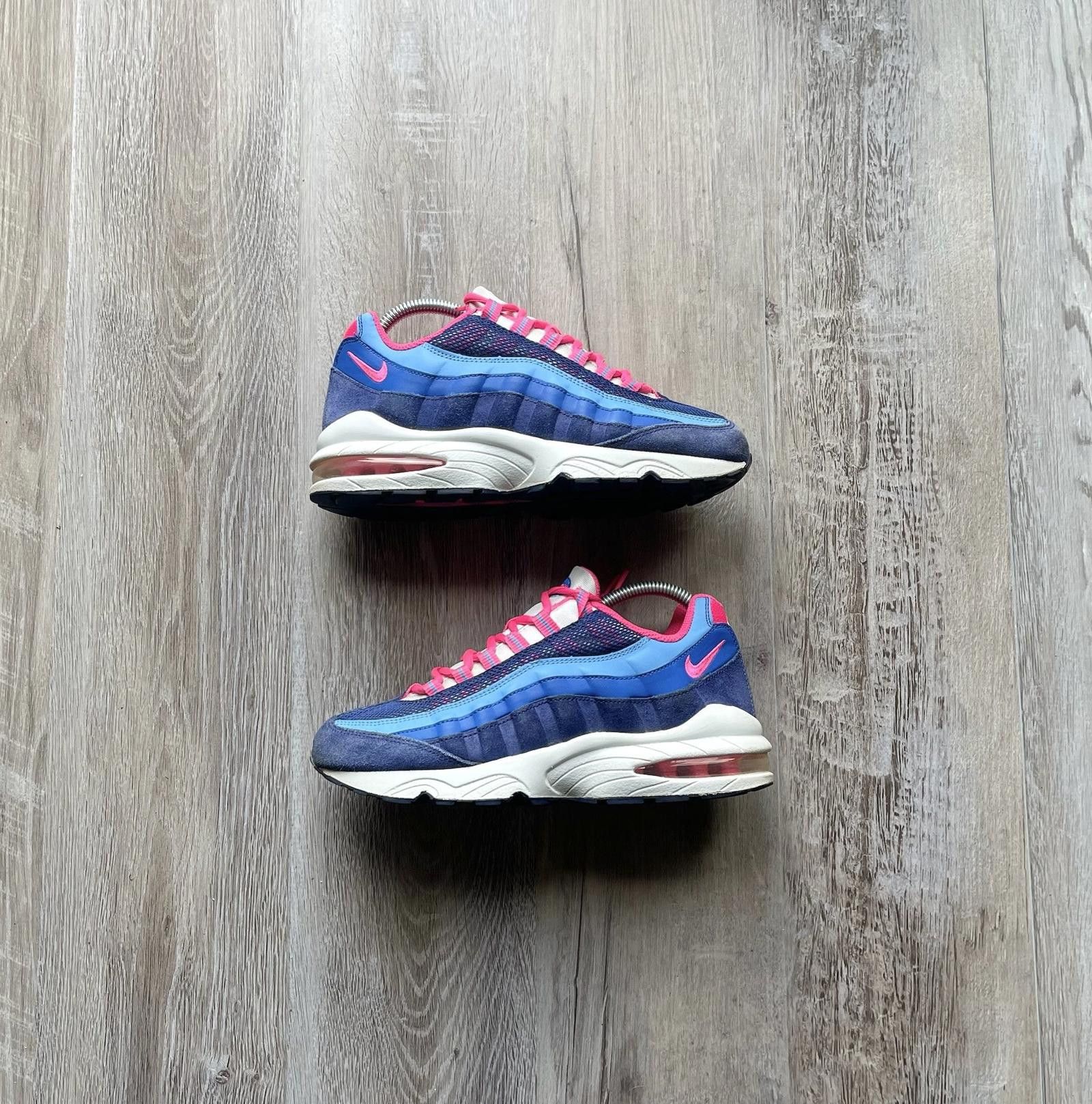 Nike NIKE • Air Max '95 LE GS "Deep Royal/Hyper Pink" (6M) Size US 6 / EU 39 - 1 Thumbnail