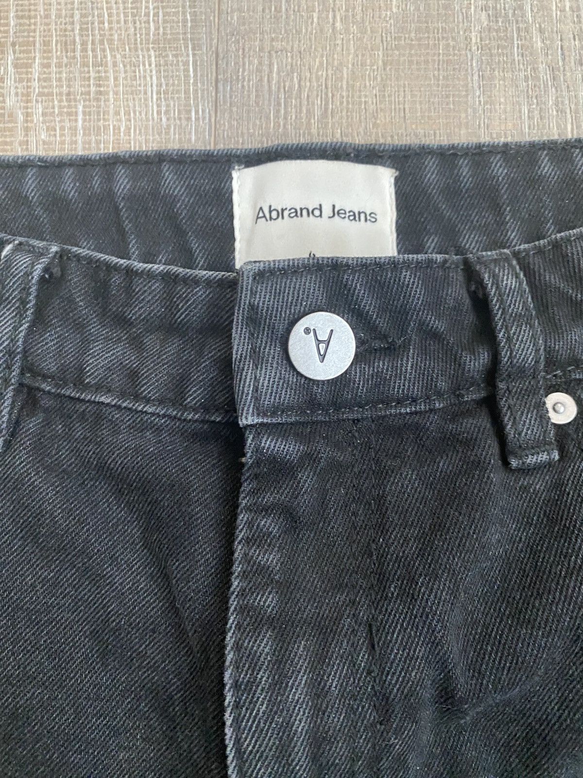 Urban Outfitters Urban Outfitters Abrand High Waisted Denim Shorts Size 28" / US 6 / IT 42 - 2 Thumbnail