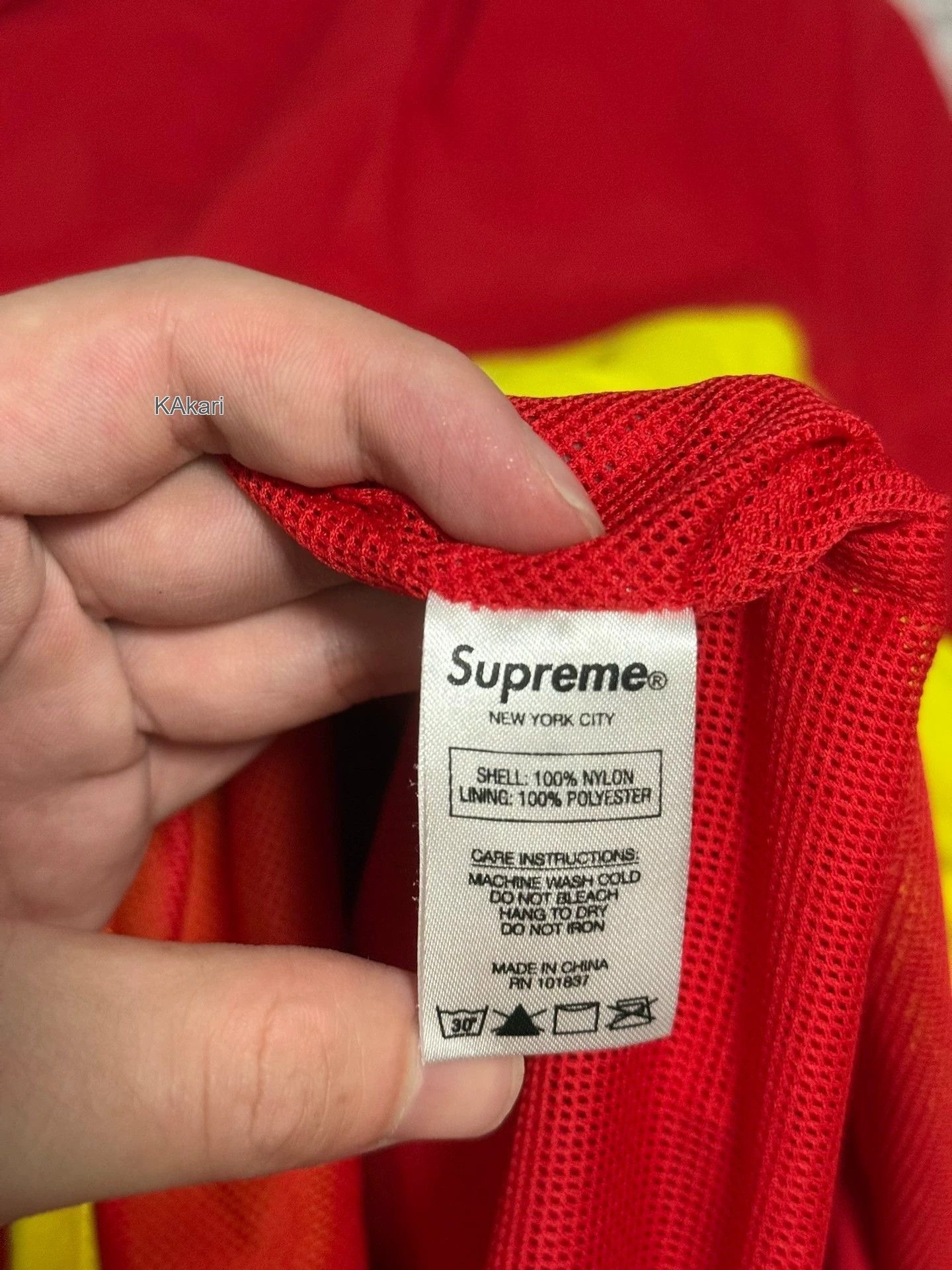 Supreme Red Colorblock Light Jacket XL Size US XL / EU 56 / 4 - 5 Thumbnail