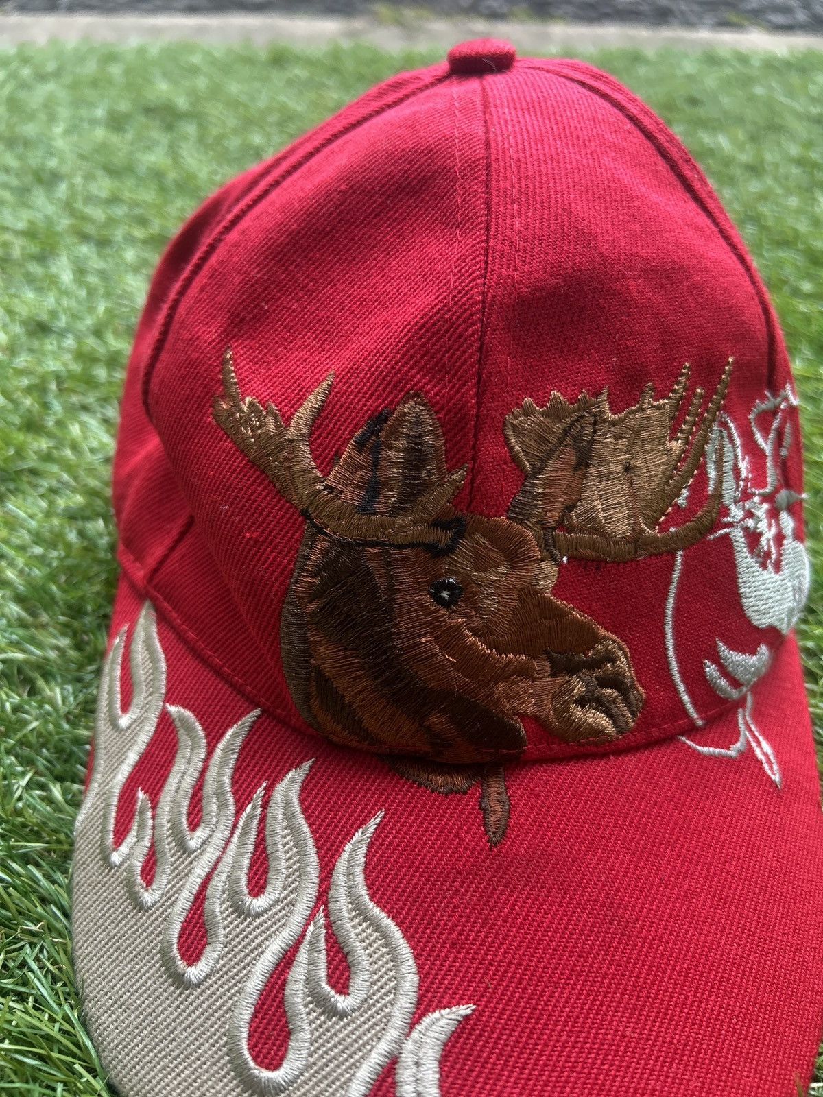Vintage Vintage Moose Head Flame Embroidered Hat. Size ONE SIZE - 2 Thumbnail