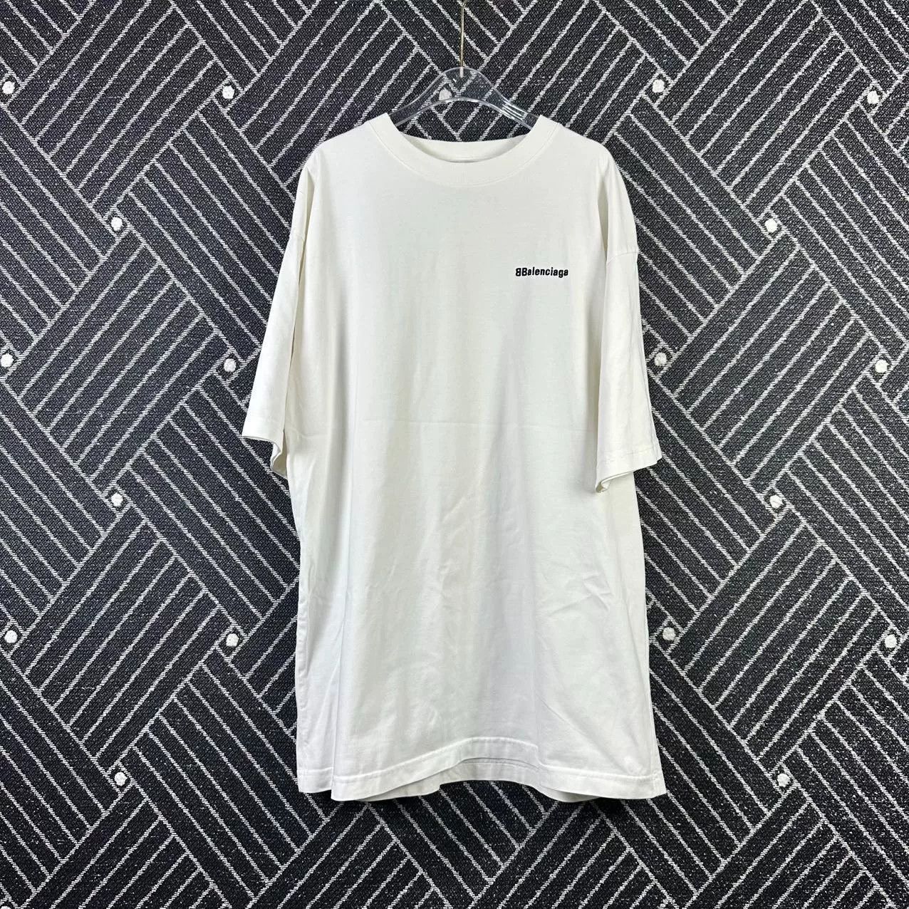 Balenciaga Balenciaga Women's White T-shirt Size S / US 4 / IT 40 - 1 Thumbnail