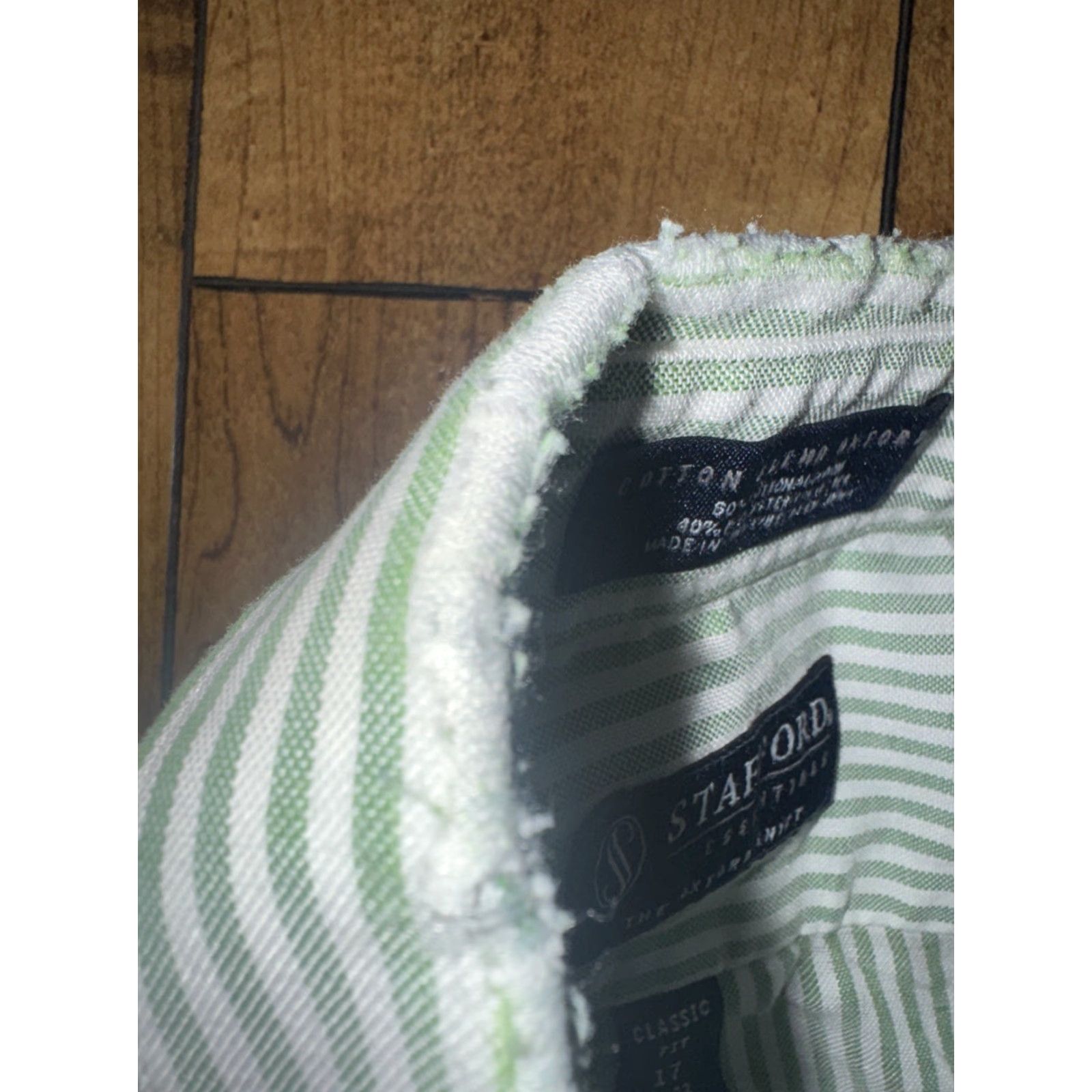 Stafford VINTAGE Strafford Striped Oxford Shirt 17 32-33 Green White Distressed Dress Shirt Men Regular Size US XL / EU 56 / 4 - 5 Thumbnail