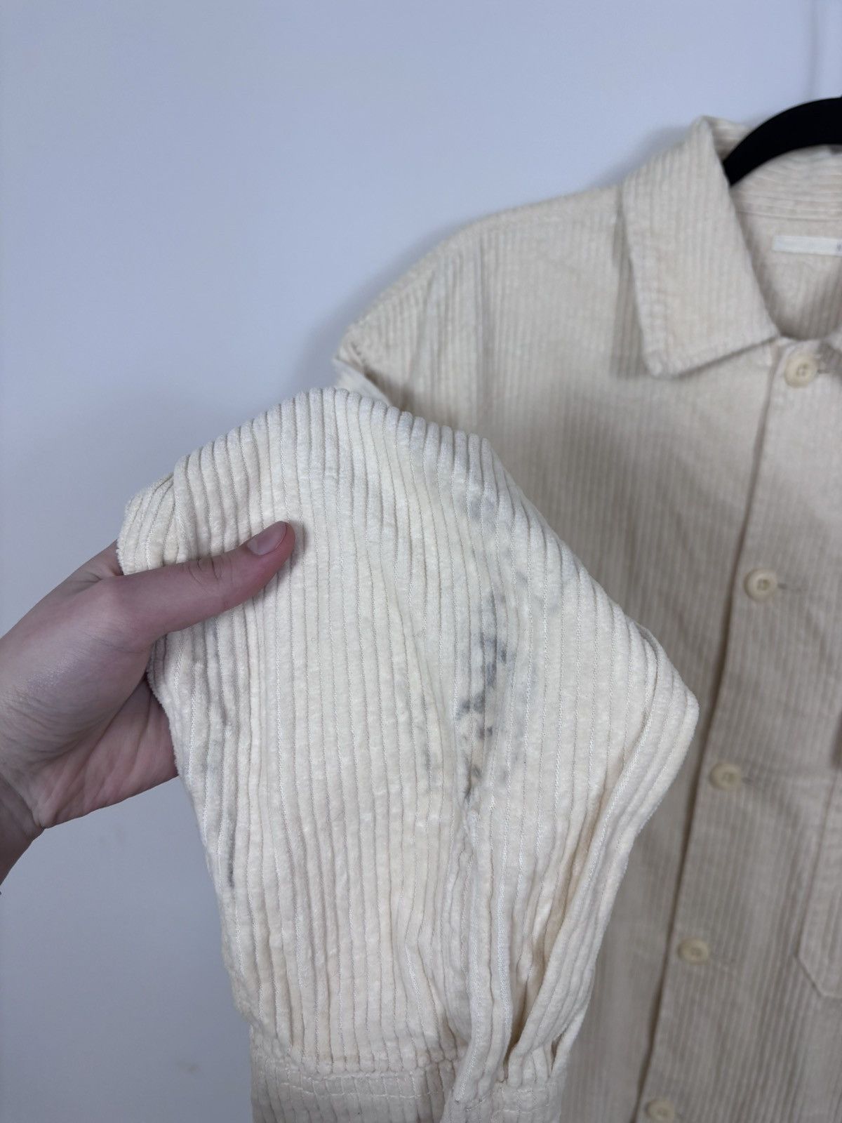 GU GU Japanese Men’s Ivory Double Pocket Corduroy Velvet Shirt Size US M / EU 48-50 / 2 - 10 Thumbnail