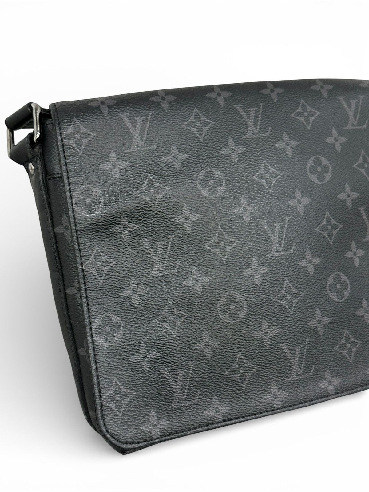 Louis Vuitton LOUIS VUITTON Monogram Eclipse District Shoulder Bag Size ONE SIZE - 6 Thumbnail