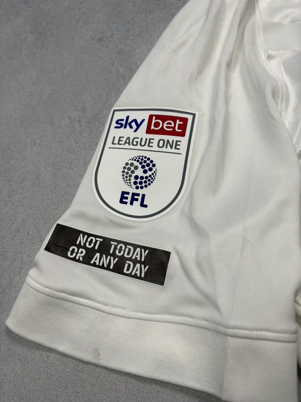 Nike Nike Portsmouth FC 2020/21 Away Shirt Marquis 9 EFL Sky Bet Size US L / EU 52-54 / 3 - 8 Thumbnail