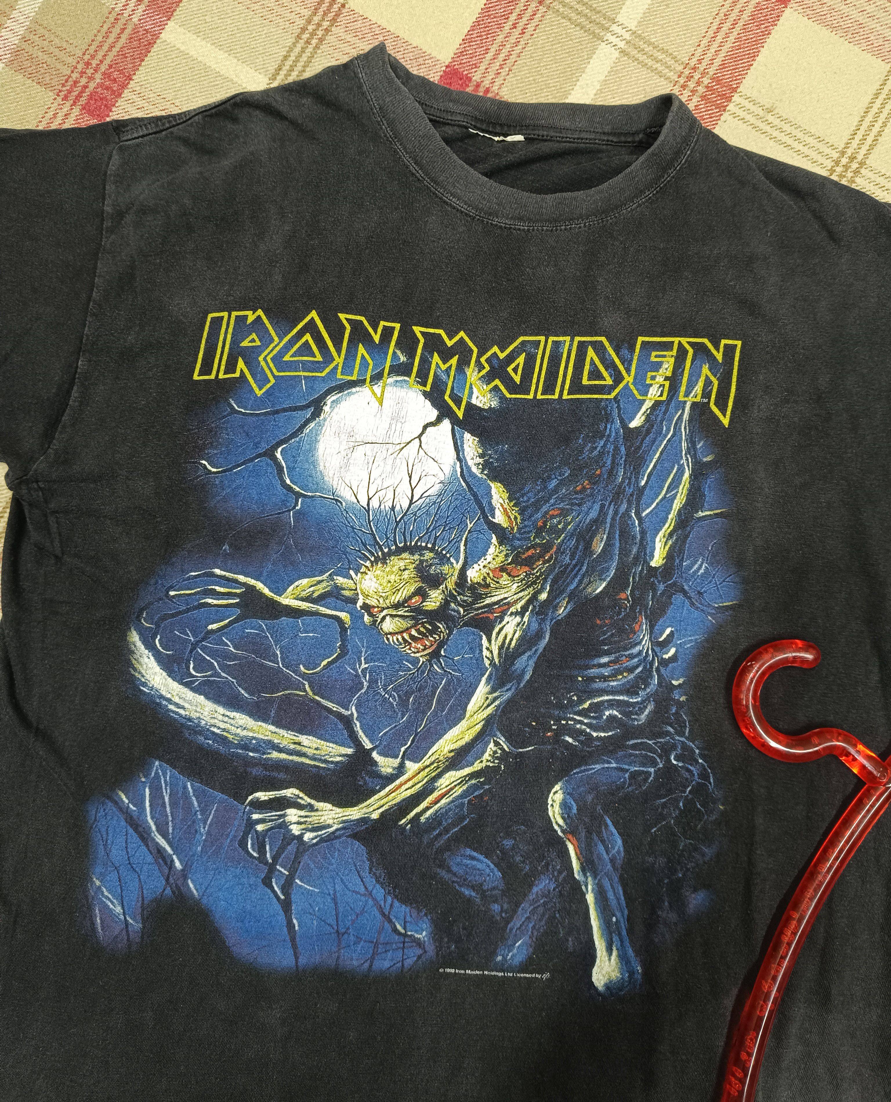 Band Tees 1992 Iron Maiden Fear of The Dark T-shirt XL Heavy Metal Size US XL / EU 56 / 4 - 2 Thumbnail