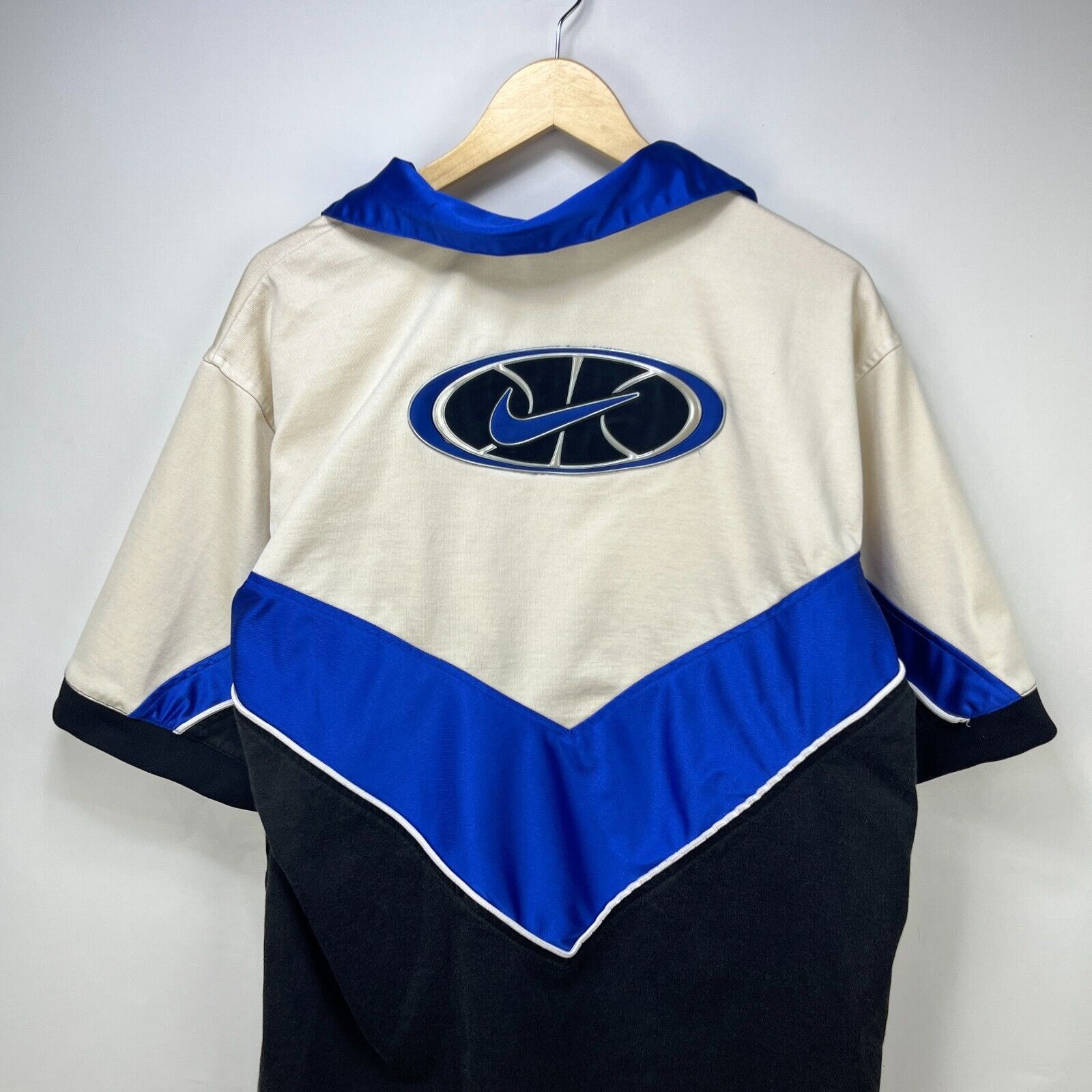 Nike × Vintage Vintage 90s Nike Big Swoosh Basketball Medium Jumper Hoops Size US M / EU 48-50 / 2 - 2 Thumbnail