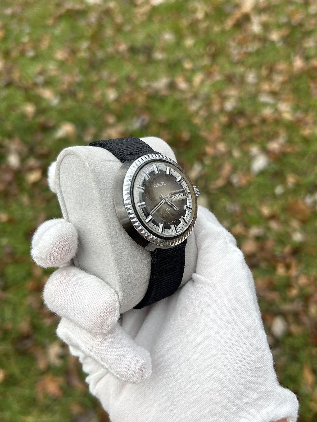 Vintage Vintage Raketa Watch Made In USSR Soviet Mechanical 1980s Size ONE SIZE - 6 Thumbnail