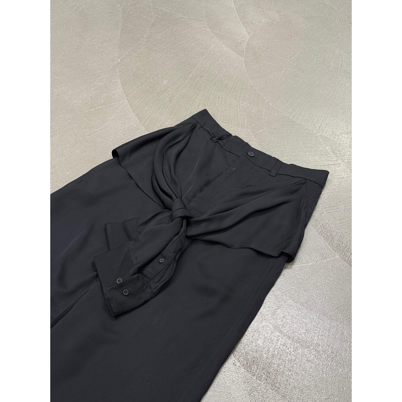 Balenciaga S/S2023 Balenciaga knot-front hybrid shirt wide leg pants Size US 26 / EU 42 - 4 Thumbnail