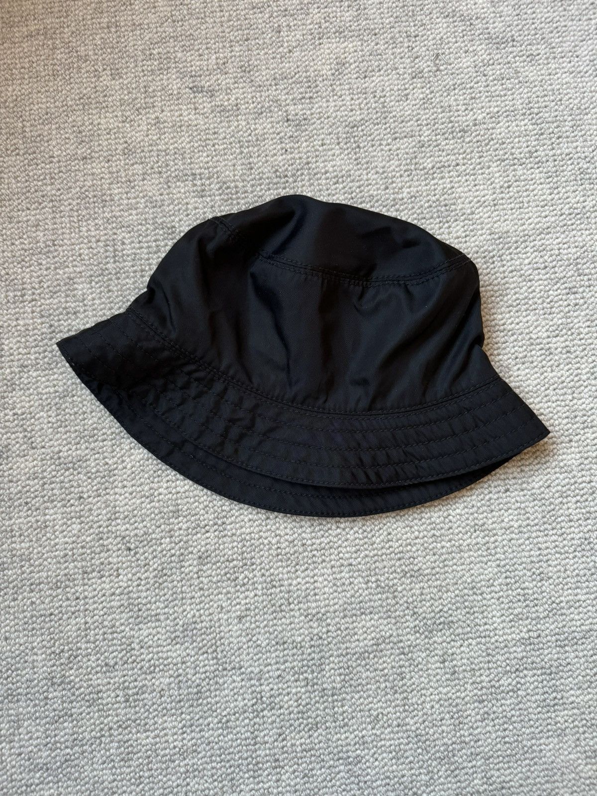 Prada Prada Nylon Bucket Hat MEDIUM Size ONE SIZE - 2 Thumbnail