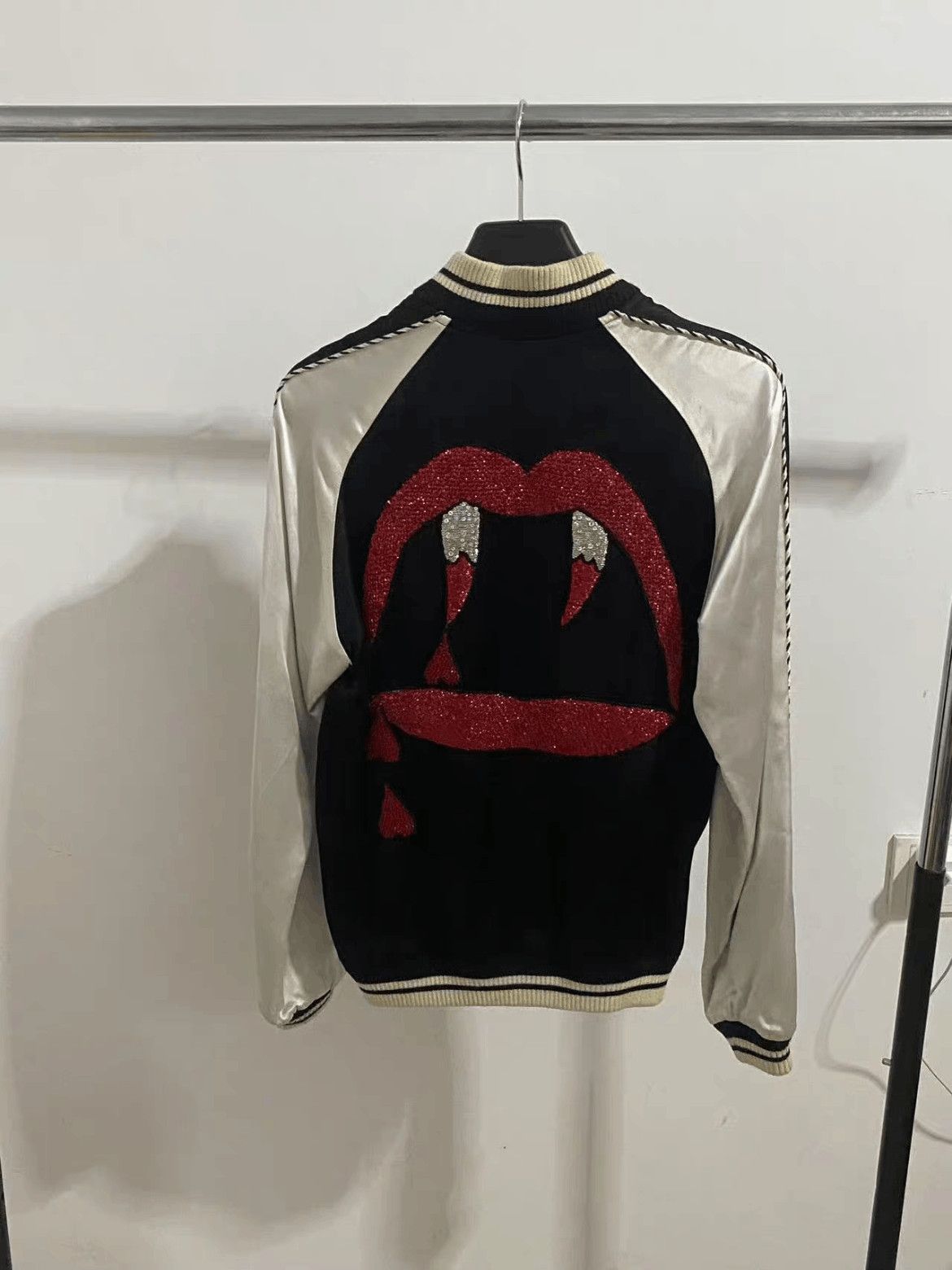 Saint Laurent Paris Sz 34 Saint Laurent Paris 14SS Bloody Teeth Jacket Size XS / US 0-2 / IT 36-38 - 1 Thumbnail