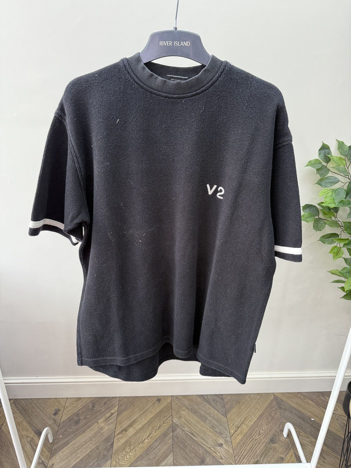 Versace Jeans Couture VINTAGE VERSACE JEANS COUTURE V2 T-SHIRT Size US L / EU 52-54 / 3 - 2 Thumbnail