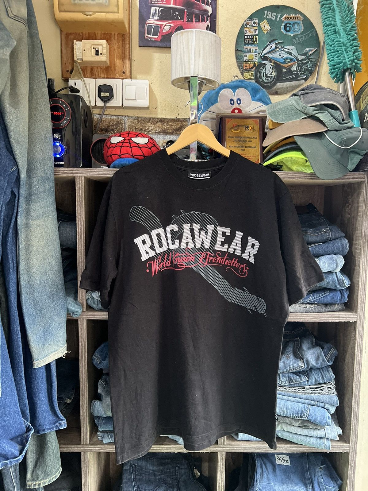 Rocawear 🔥Rocawear World Known Trendsetters Tee Size US XL / EU 56 / 4 - 1 Thumbnail