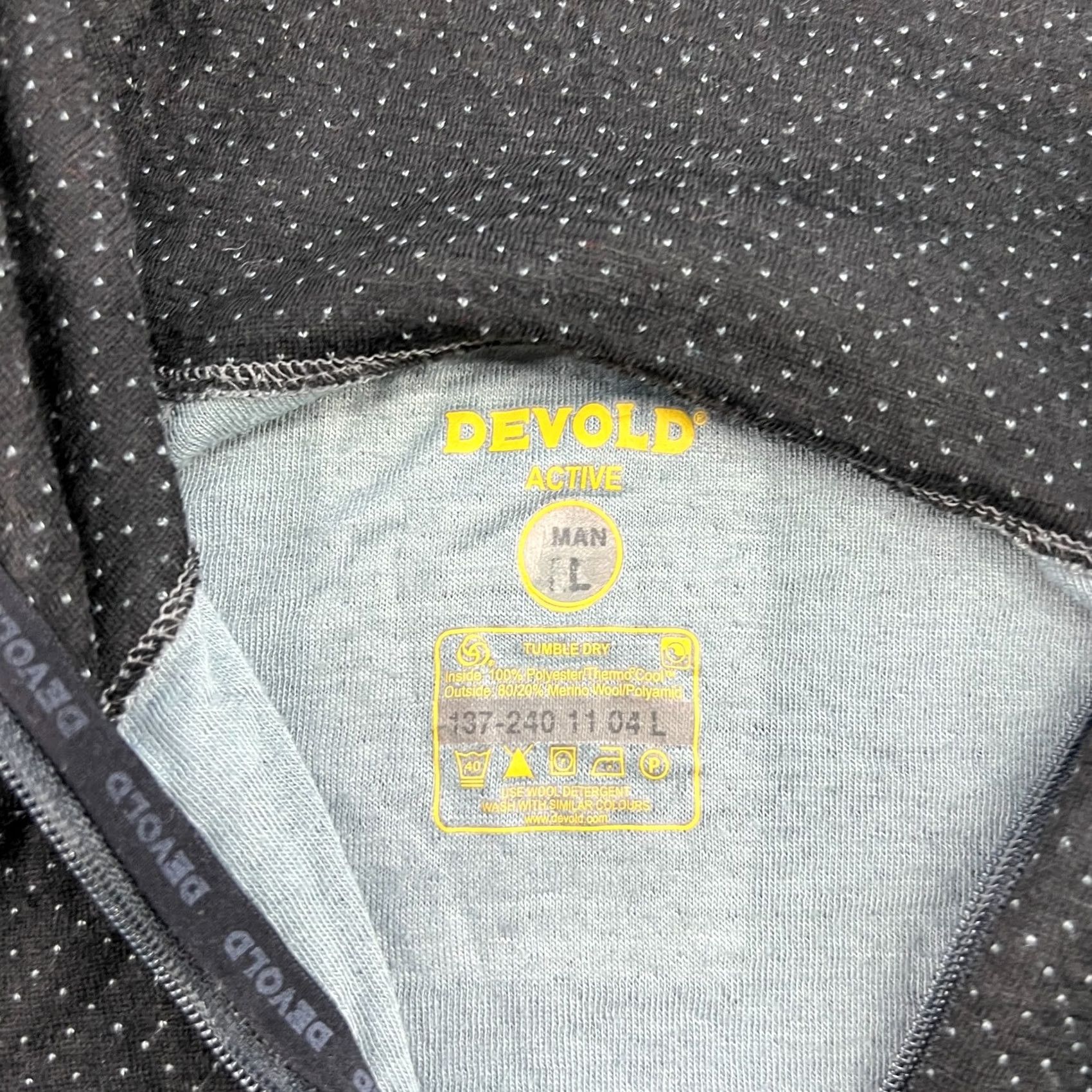 Vintage Devold Base Layer Shirt Mens XL Black Merino Wool Outdoor Hiking Thermo Cool Shirt Stone? Size US XL / EU 56 / 4 - 4 Thumbnail