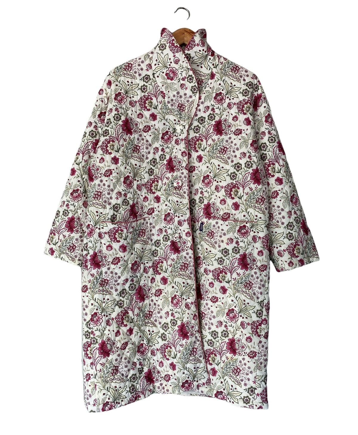 Liberty LIBERTY Quilted Cardigan Button Jacket Floral (L) Size L / US 10 / IT 46 - 1 Thumbnail