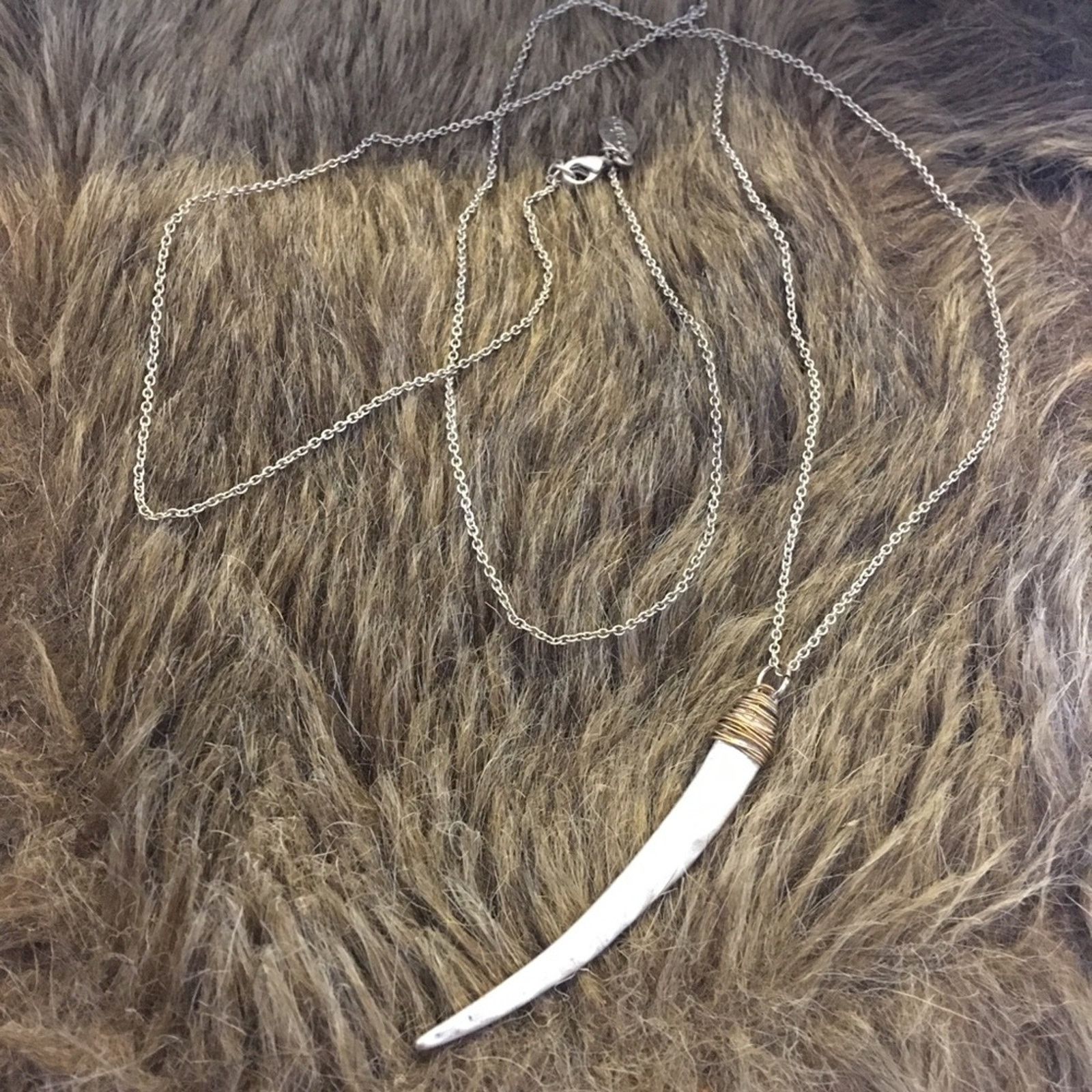 Jewelry Envious hammered wire wrapped dagger necklace Size ONE SIZE - 7 Thumbnail