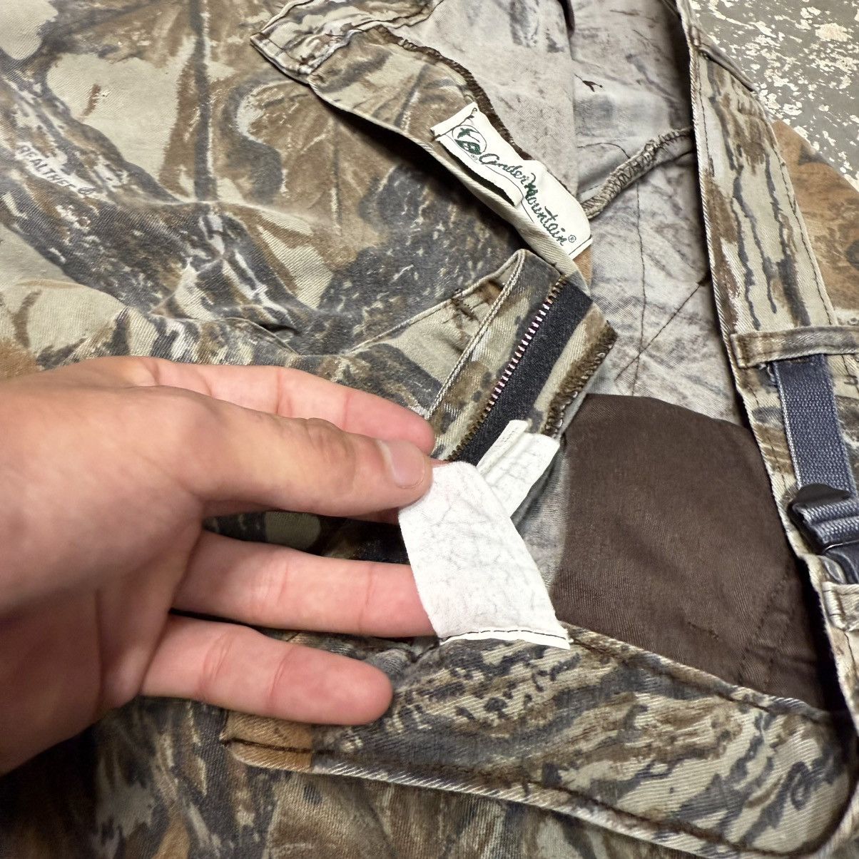 Vintage Vintage Realtree Gander Mountain Camo Baggy Cargo Pants Size US 32 / EU 48 - 12 Thumbnail