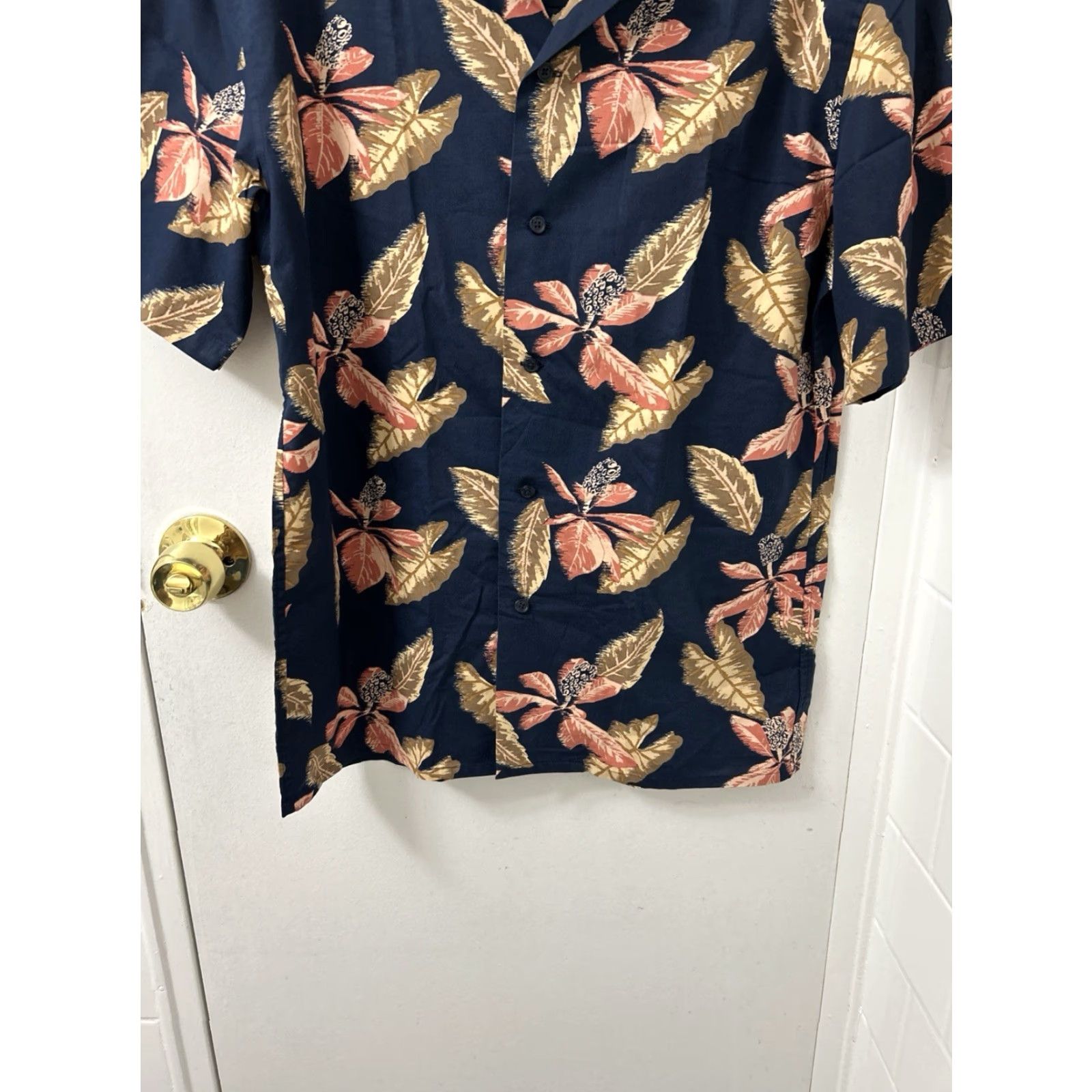 Uniqlo Uniqlo Floral Shirt Mens S Navy Blue Modal Hawaiian Button Down S/S 458354 Size US S / EU 44-46 / 1 - 3 Thumbnail