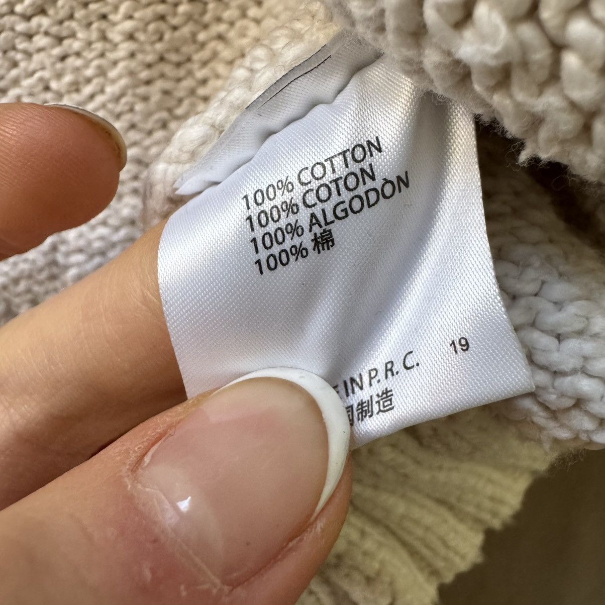 Brandy Melville Brandy Melville Oversized Brianna Sweater Size ONE SIZE - 7 Thumbnail