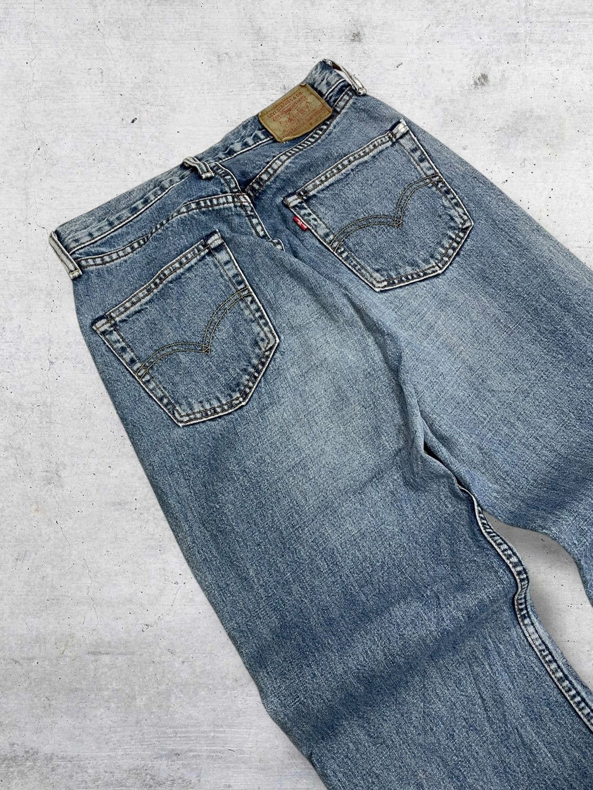 Levi's Vintage Clothing VINTAGE 504 LEVIS USA DESIGNER 90S REGULAR BLUEWASHED DENIM Size US 26 / EU 42 - 14 Thumbnail