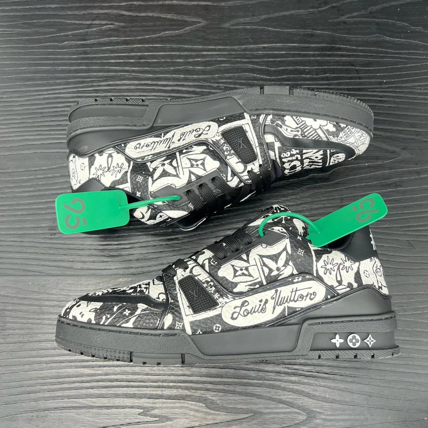 Louis Vuitton LV Trainer Black & White Graffiti 41 Size US 8 / EU 41 - 3 Thumbnail