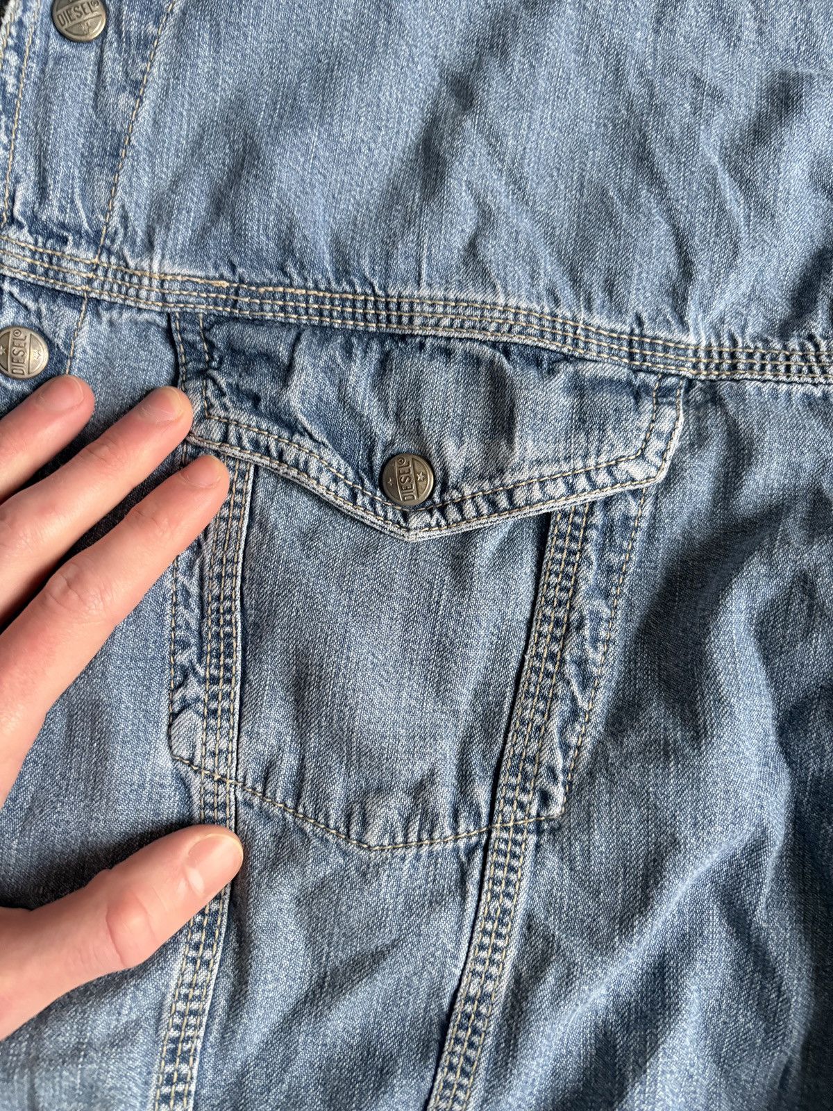 Diesel Vintage Diesel Denim Mini Logo Shirt Button Ups Size US M / EU 48-50 / 2 - 4 Thumbnail