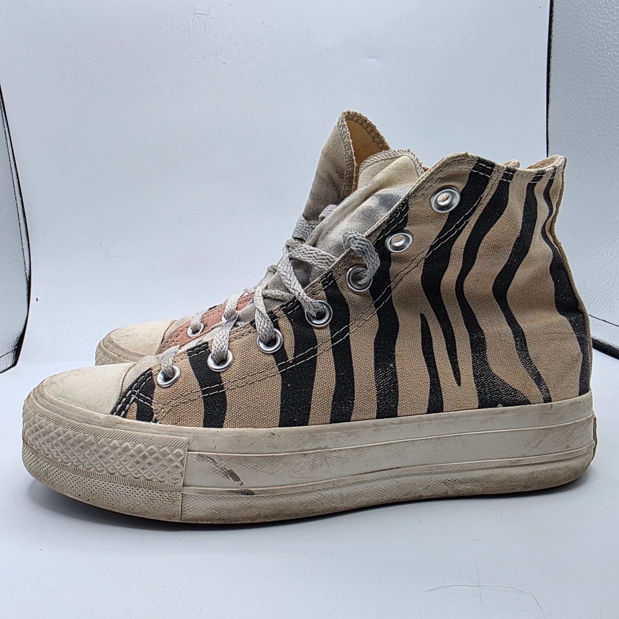 Converse Converse Womens Size 7.5 Brown Pink Sneaker Shoes Casual Wal Size US 7.5 / IT 37.5 - 13 Thumbnail