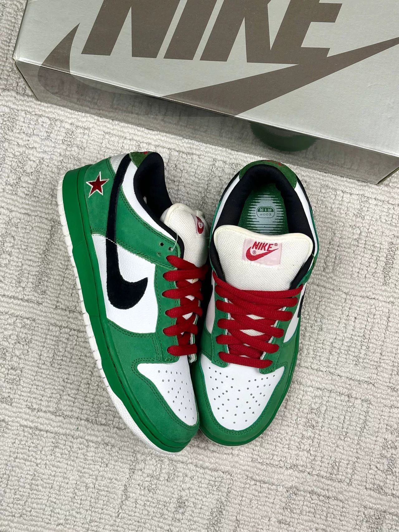 Nike Nike DUNK Lowtop Sneakers 41 Men Size US 8.5 / EU 41-42 - 1 Thumbnail
