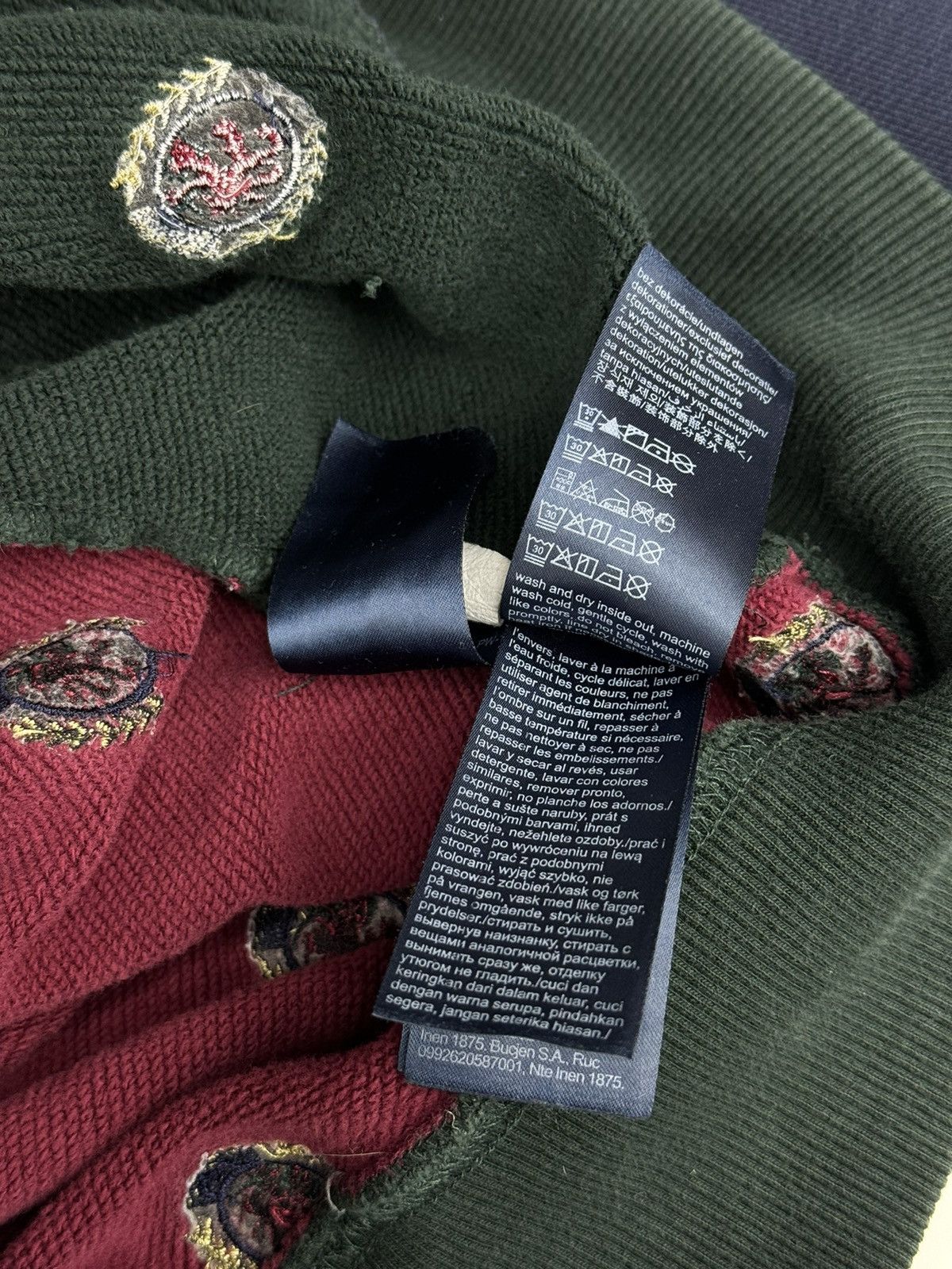 Kith × Tommy Hilfiger Kith x Tommy Hilfiger Full Embroidered Crest Logo Hoodie Size US S / EU 44-46 / 1 - 6 Thumbnail