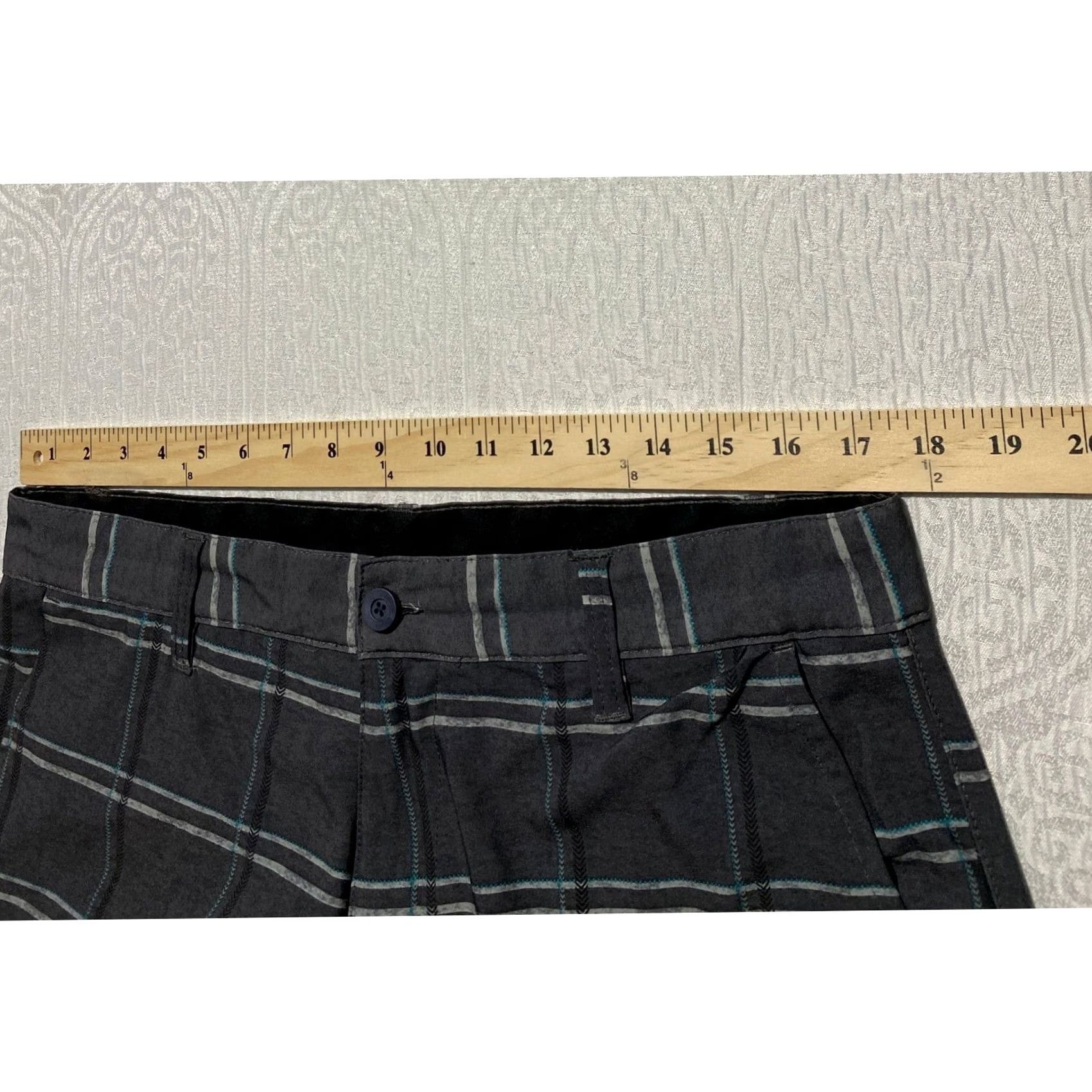 Burnside Burnside Mens Plaid Hybrid Board Shorts Gray Size 34 Casual Surf Skate Size US 34 / EU 50 - 4 Thumbnail