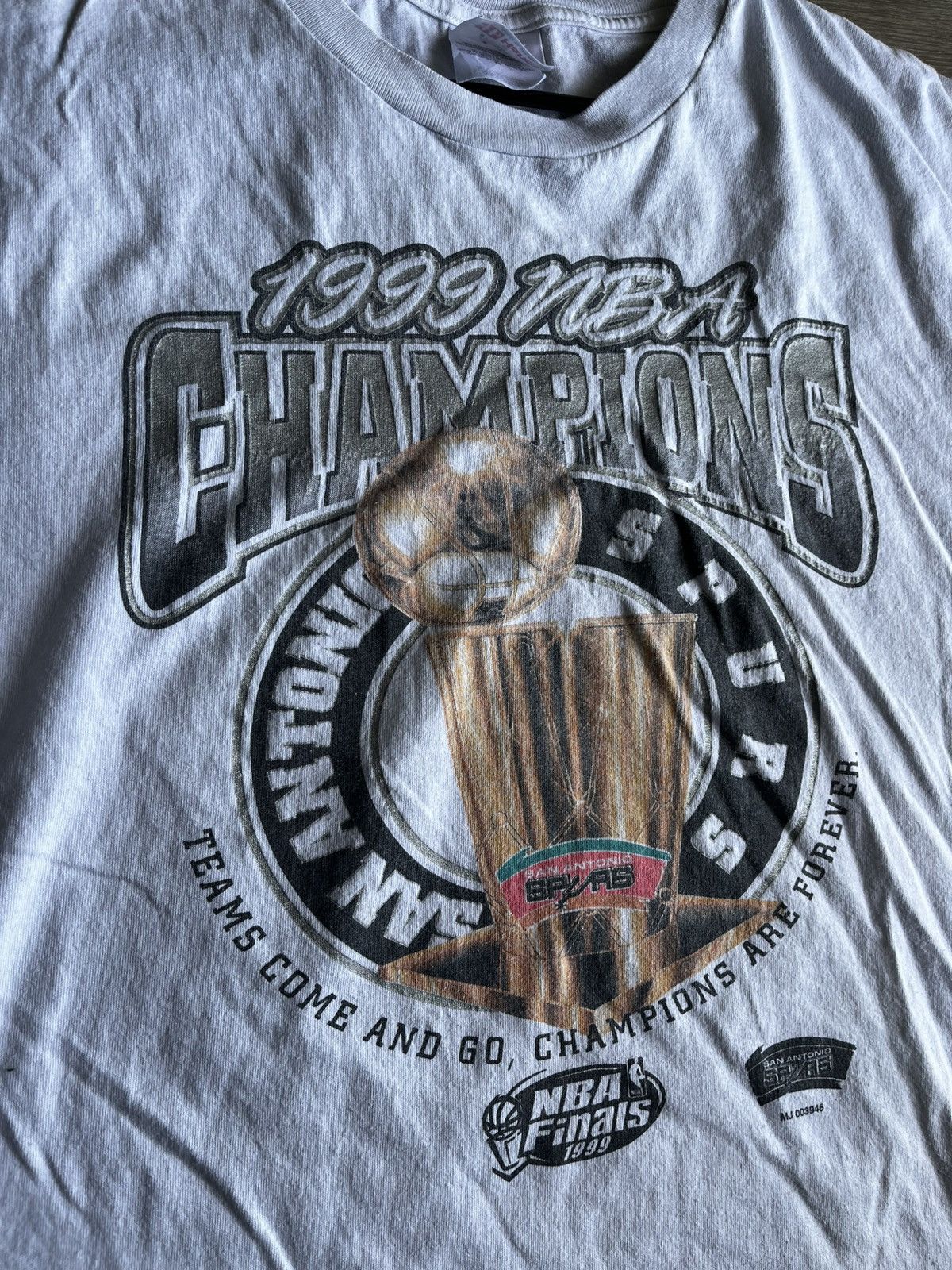 NBA × Vintage 1999 Spurs Championship Size US XL / EU 56 / 4 - 2 Thumbnail