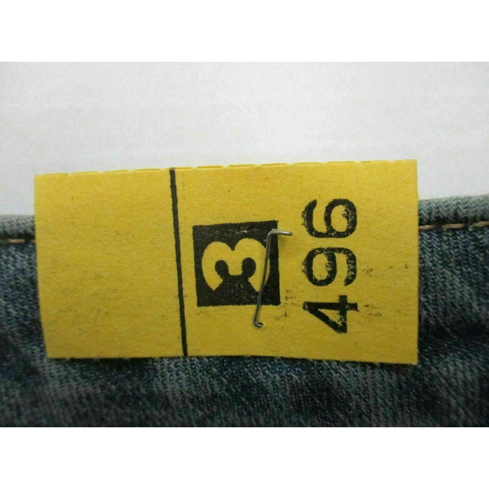 Mossimo MOSSIMO Women's Capri Jeans Shorts Flat Front Blue Size 2 Regular Capris Solid Denim Womens Size 26" / US 2 / IT 38 - 6 Thumbnail