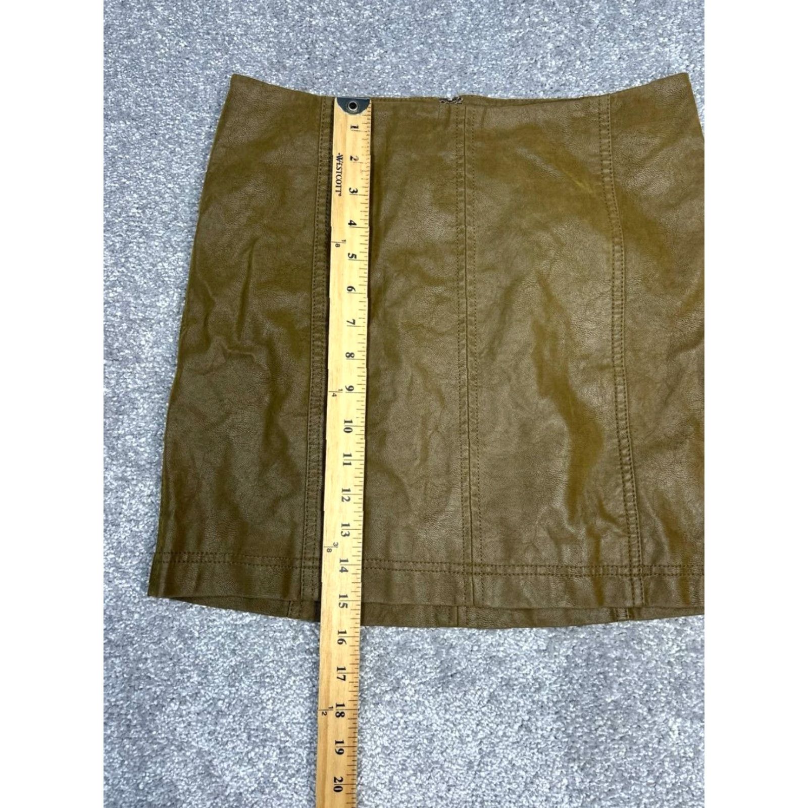 Free People Free People Modern Femme Vegan Suede Mini Skirt Womens 4 Green Lined Back Zip Size 27" / US 4 / IT 40 - 2 Thumbnail